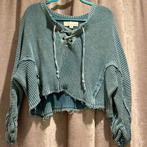blue boho criss-cross cropped sweater💙